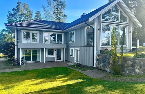 Saltsjo Boo Apartment | Seaside Modern Apartment with Archipelago Ocean View