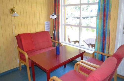 Lærdalsøyri House | Seasonal Retreat for Couples and Families