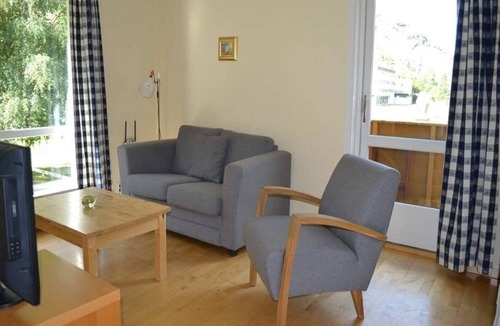 Lærdalsøyri House | Seasonal Retreat for Families