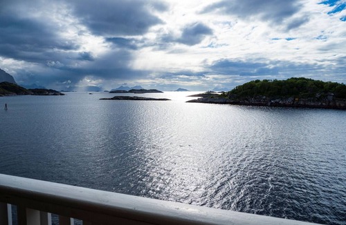 Henningsvaer Apartment | Seaview apartment in Henningsvær