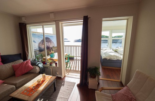 Henningsvaer Apartment | Seaview apartment in Henningsvær