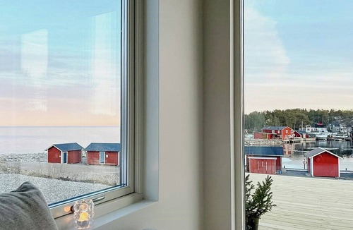 Stocka House | Seaview cabin with terrace near nature