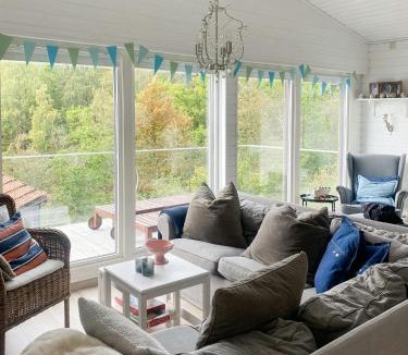 Lyngdal House | Secluded Cabin With A View And Ball Court