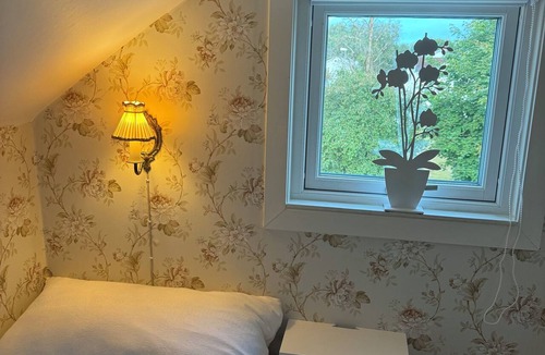 Landeryd House | Second-floor apartment with a boutique feel. Scenic location, 40 minutes from Ullared and Halmstad
