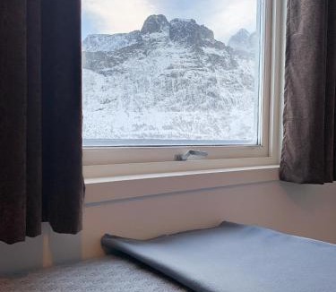 Botnhamn Cabin | Segla Guesthouse - with view of Fjord