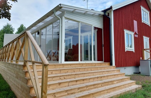 Brevens Bruk House | Semi-detached house directly on the lake, 4 or 8 beds