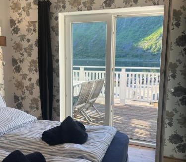 Torsken House | Senja Aurora Lodge