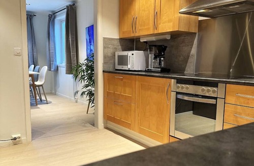 Tromso Apartment | Sentrumsnær leilighet med 5 soverom - Montis