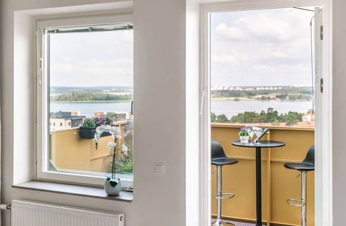 Jarfalla Apartment | Serene Top-floor Retreat With Lake Views in Järfälla
