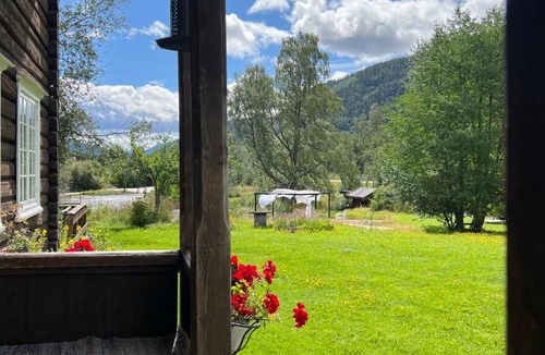 Nore og Uvdal Bed & Breakfast | Sevletunet B&B and Cabins