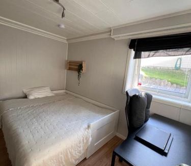 Leknes Apartment | Shared & Affordable Rooms in Leknes