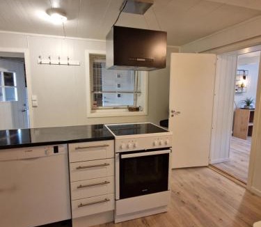 Leknes Apartment | Shared & Affordable Rooms in Leknes