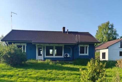 Kristiinankaupunki Villa | Siipyy blåhuse