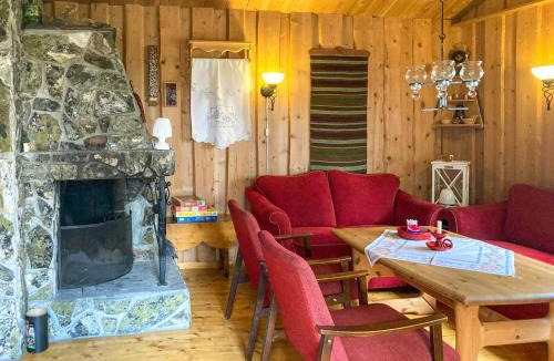 Nord-Fron House | Simple Mountain Cabin Near Vinstra