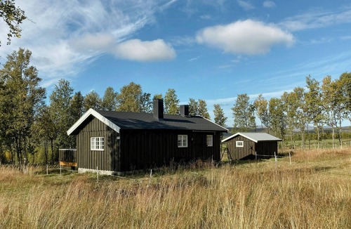 Nord-Fron House | Simple mountain cabin near Vinstra