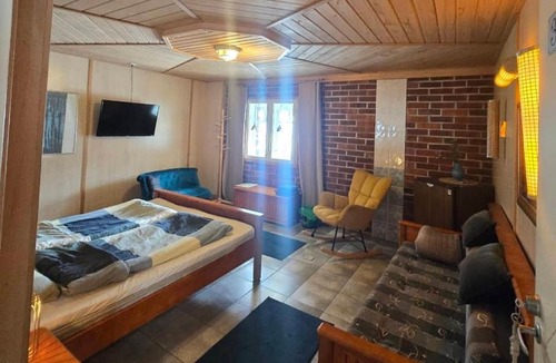 Kaskinen Hotel | Sininen Hetki 4 x Sea Front Rooms