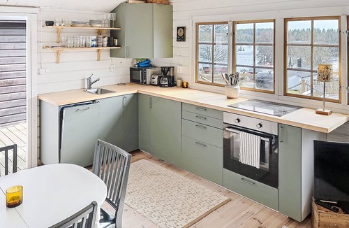 Kvillsfors House | Sjöarpstugan by Interhome