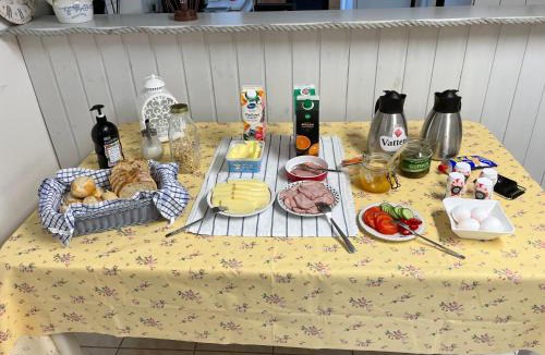 Asljunga Bed & Breakfast | Sjökaptensgården Bed & Breakfast