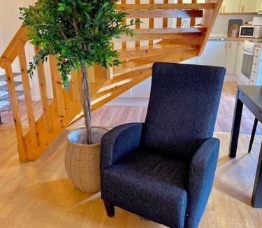 Jadraas Apartment | Sjönära Villa Lilla Emma, Jädraås, nära Kungsberget