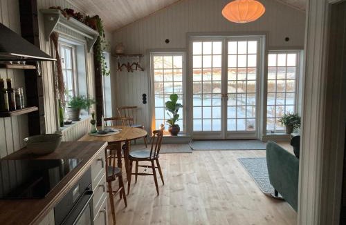 Frillesas House | Sjöstugan Vallersvik