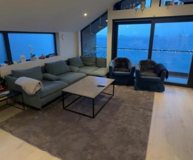 Ulstein Municipality Apartment | Sjøbud i sentrum av ulsteinvik
