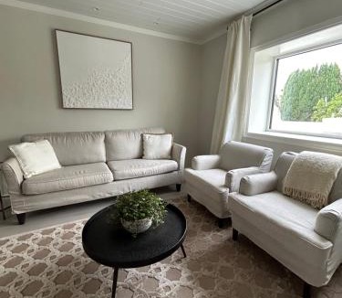 Larvik House | Sjøgata Gjestehus No1