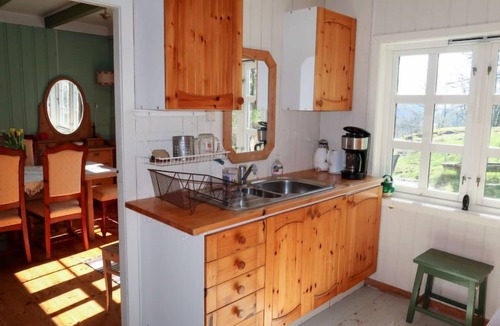 Torangsvag House | Sjøhytta by Interhome
