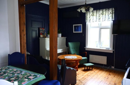 Loten Municipality Apartment | Sjarmerende hus i sentrum