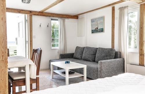 Sankt Anna House | Skärgårdslägenhet med havsutsikt i Sankt Anna! NR2