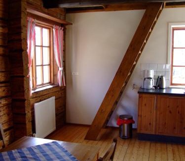 Asensbruk Bed & Breakfast | Skålleruds Gård