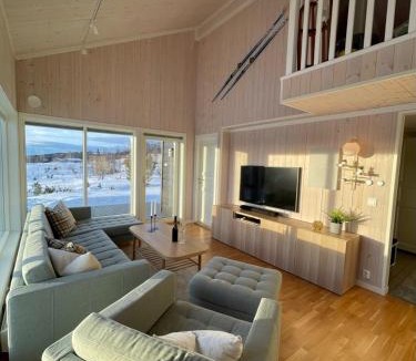 Al House | Skarvebo - cabin with amazing view