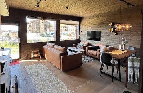 yer Apartment | Ski-in/out apartment across from Hafjell gondola