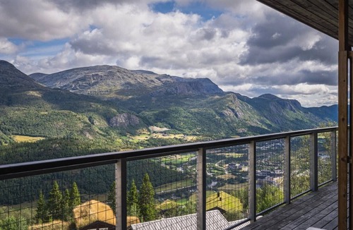 Hemsedal Apartment | Ski in/Ski out and True Mountain Charm