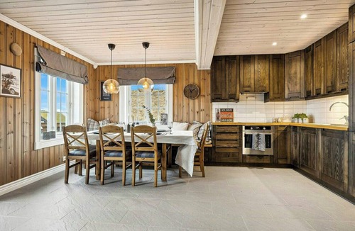 Rauland House | Ski-in/ski-out cabin in Holtardalen