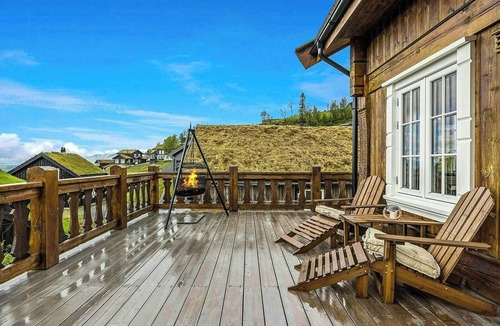 Rauland House | Ski-in/ski-out cabin in Holtardalen