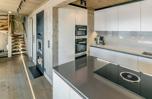 yer House | Ski-in/ski-out cabin in Hafjell with view