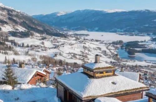 Skulestad House | Ski in ski out close to the skiresort