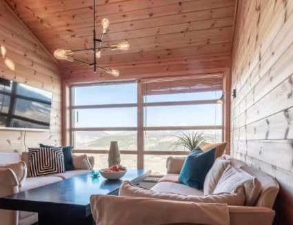 Skulestad House | Ski in ski out close to the skiresort