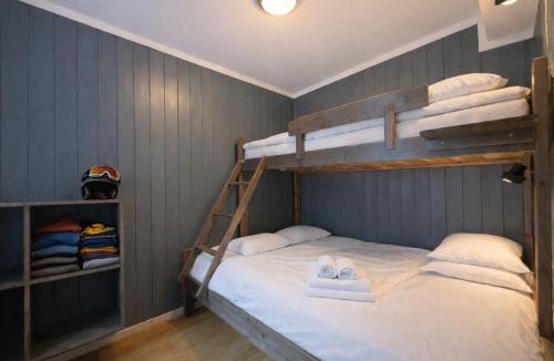 Hemsedal Apartment | Ski in-Ski out with Sauna and Modern Mountain Comfort