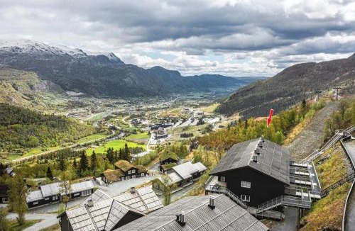 Hemsedal Apartment | Ski in-Ski out with Sauna and Modern Mountain Comfort