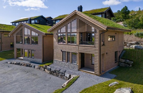 Hol Municipality Ski Chalet | SkiGeilo, Kikut Skifront