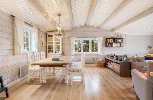 Mælem House | Skilodge 208 with hot tub by Vacation Trysil