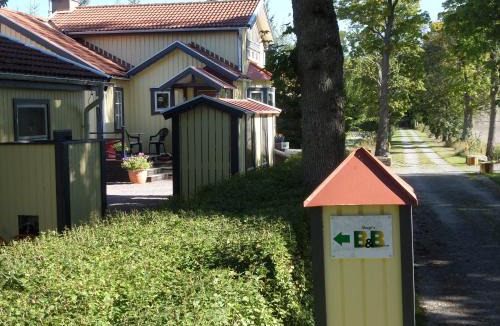 Katrineholm Municipality Bed & Breakfast | Skogis Bed & Breakfast