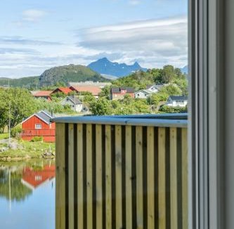 Ballstad House | Skottinden view, Lofoten