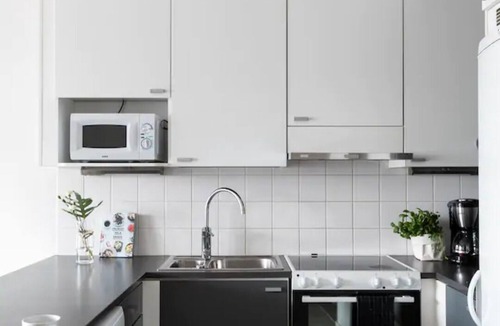 Etelainen District Apartment | SleepWell next to West Terminal, Sauna, Parking 37