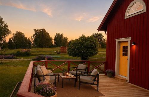 Mansarp House | Småland Farm Stay