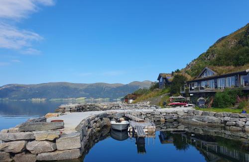 Aheim House | Småstranda Fjord Lodge
