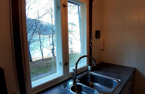Tretten House | Small Blue House - Overview Losna
