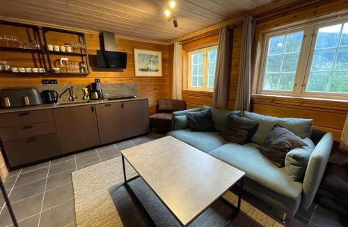 Odda House | Small cabin at Seljestad