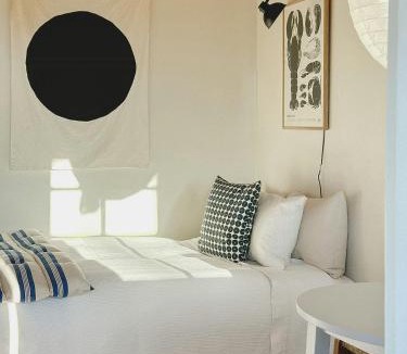 Fagerfjall House | Small House For Two With Sea View On Tjörn